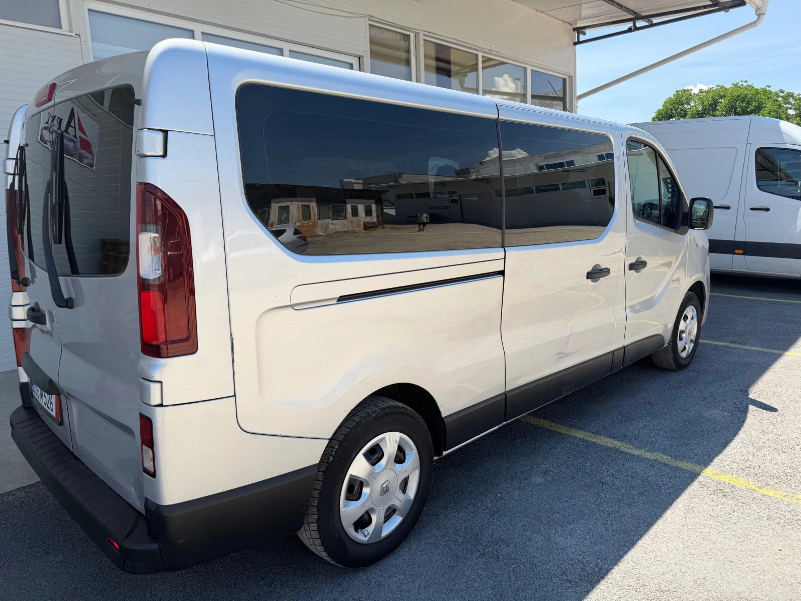 Renault Trafic ДИЗЕЛ EURO6, снимка 6 - Бусове и автобуси - 54877247