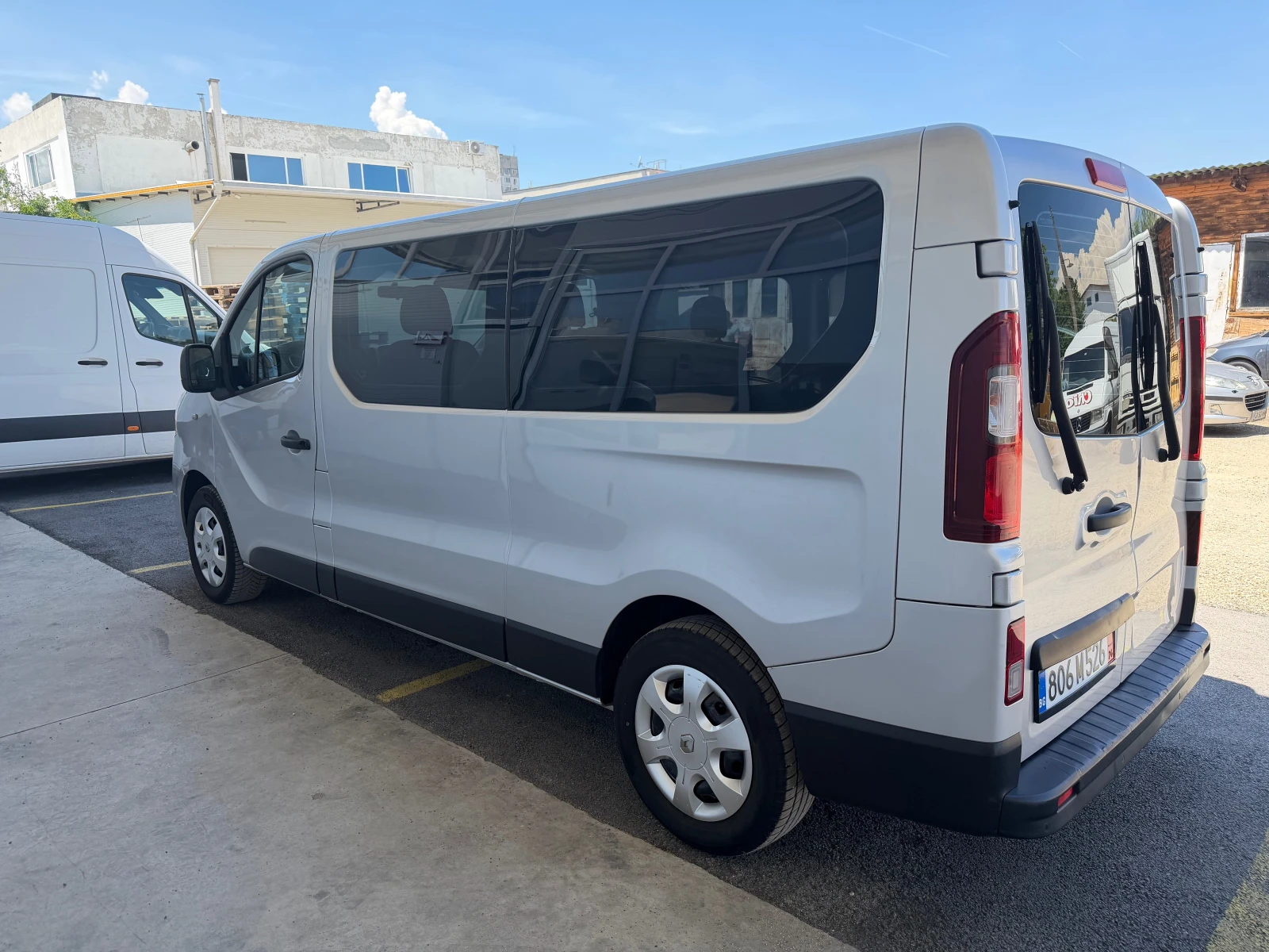 Renault Trafic ДИЗЕЛ EURO6, снимка 4 - Бусове и автобуси - 54877247