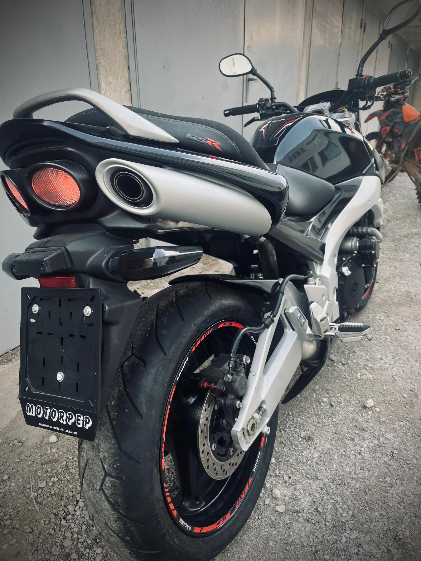 Suzuki Gsr 600 - изображение 6