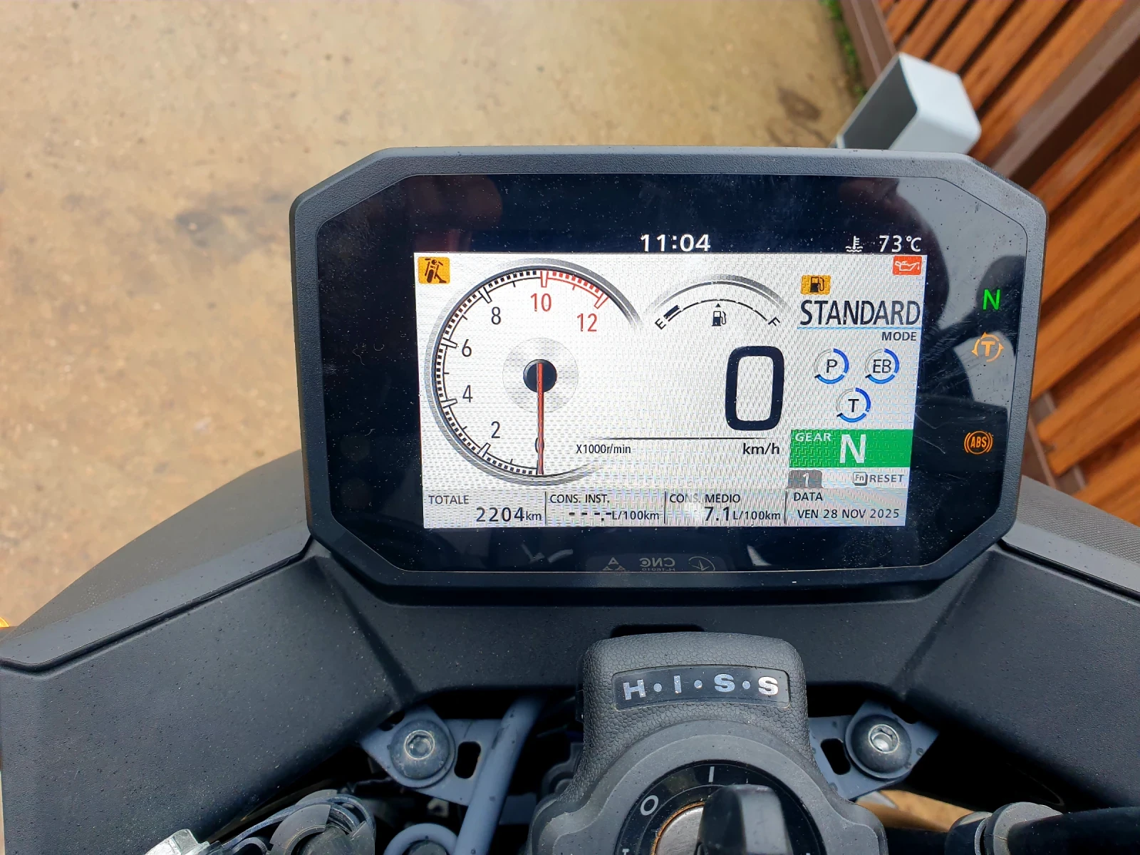Honda Hornet 750i, ABS, TC, LED, 2000км, TOP, снимка 4 - Мотоциклети и мототехника - 54783096