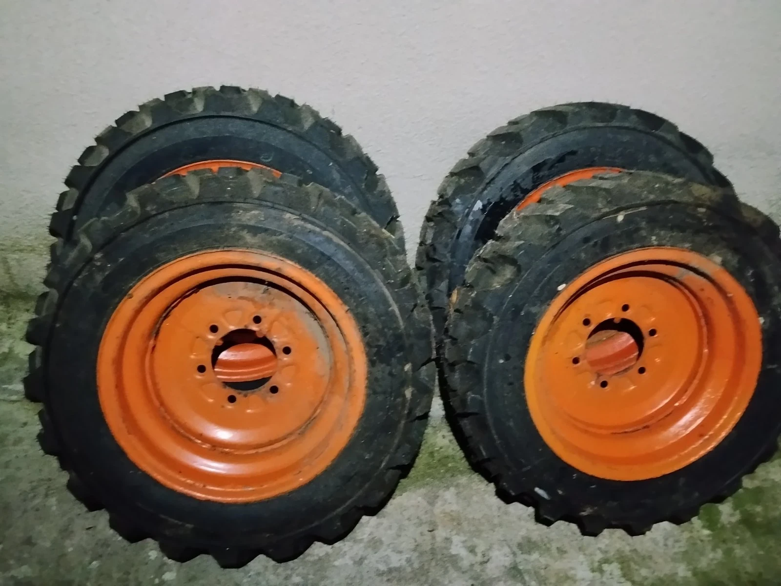Мини челни товарачи Bobcat