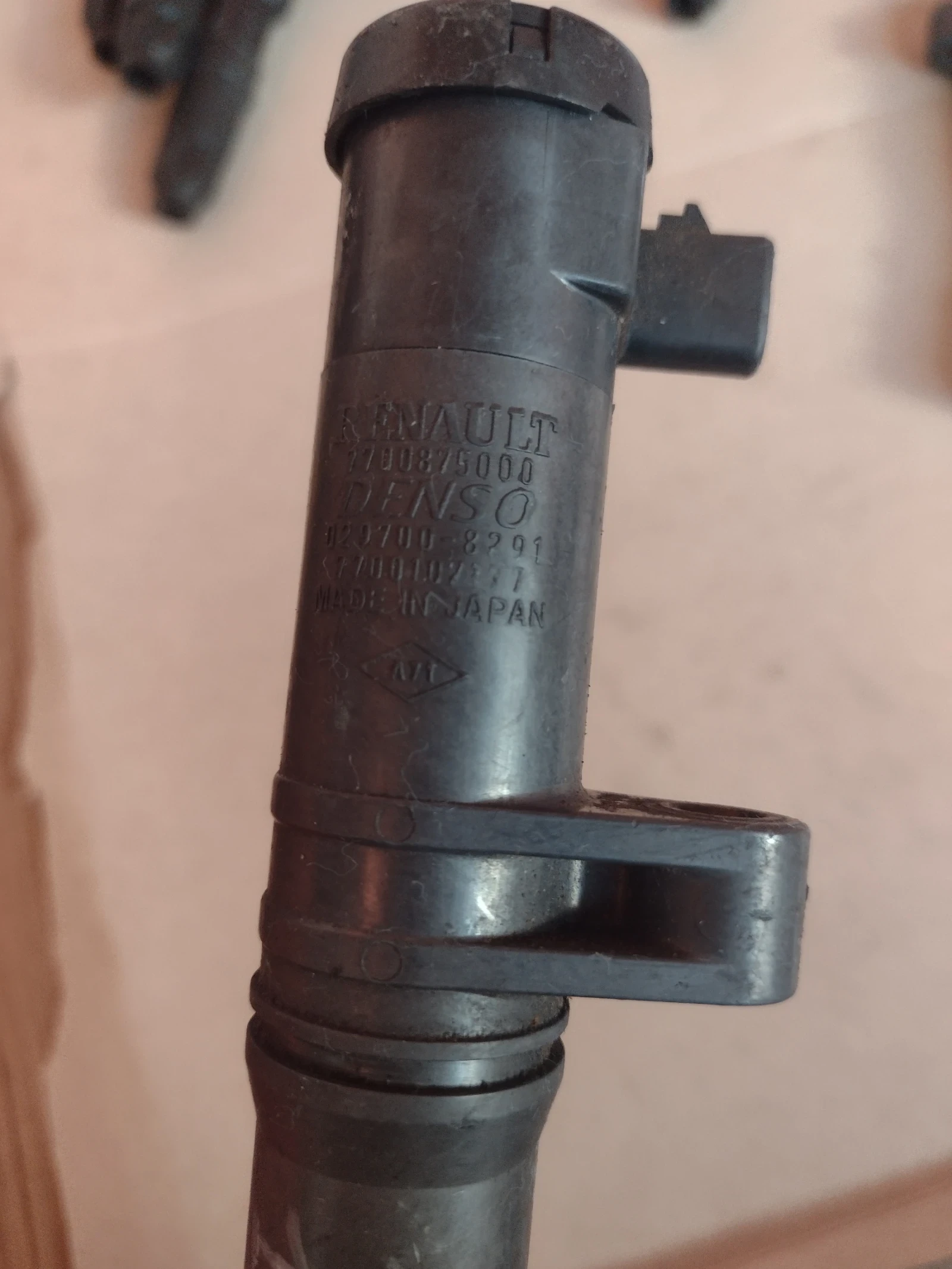 7700875000 ����������� ������ RENAULT MEGANE, LAGUNA 1.6 i Denso 029700-8291 ; 029700-8240 | Mobile.bg � ����������� 2