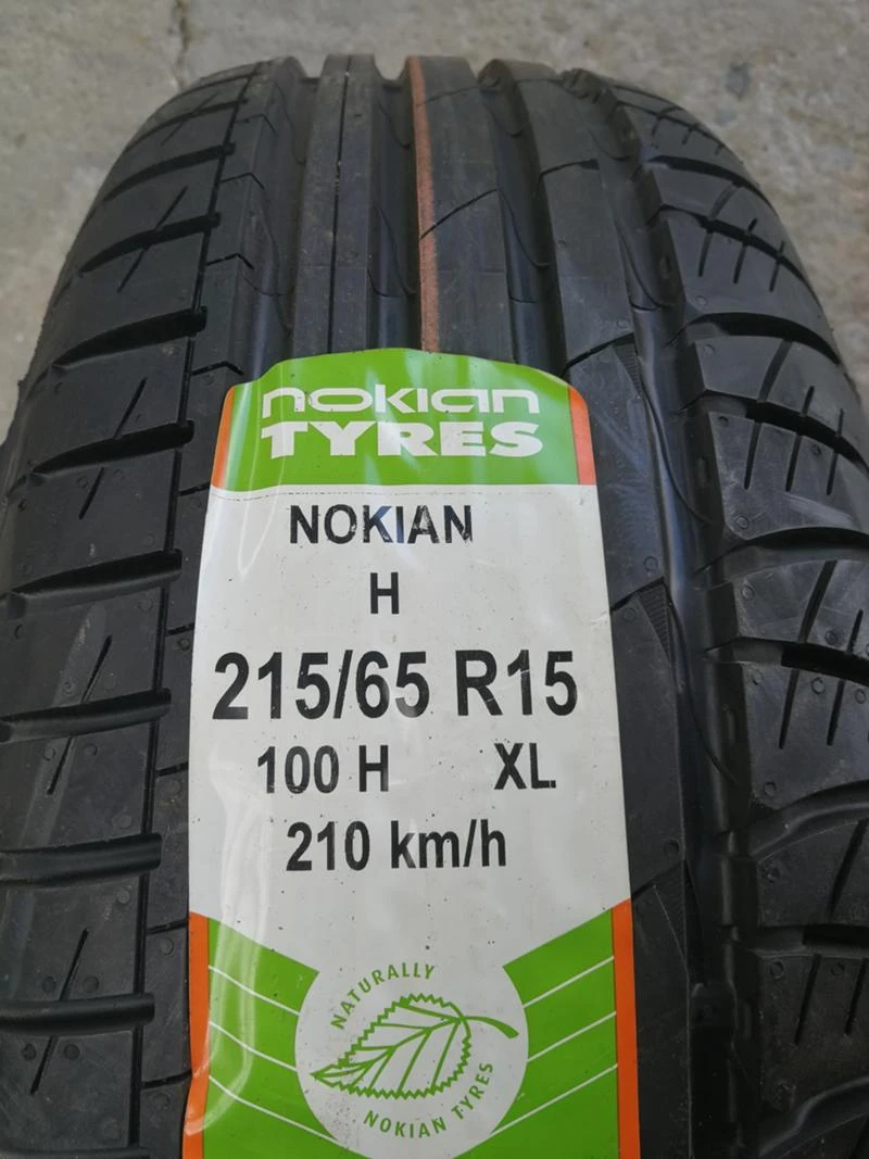 Гуми Летни 215/65R15, снимка 2 - Гуми и джанти - 45863968