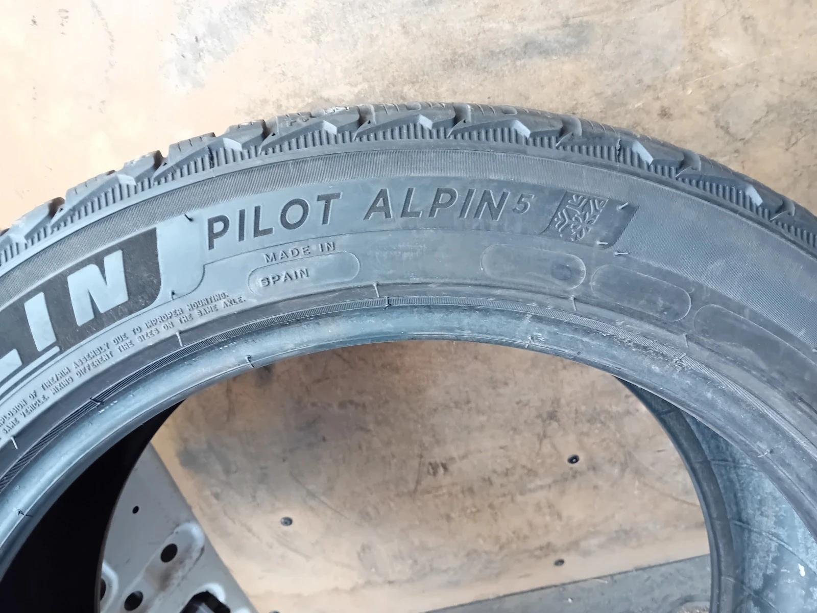  245/45R18 | Mobile.bg   6