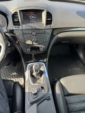 Opel Insignia 2.8 Турбо 4х4 260к.с./OPC пакет/ГАЗ/ Лизинг, снимка 10