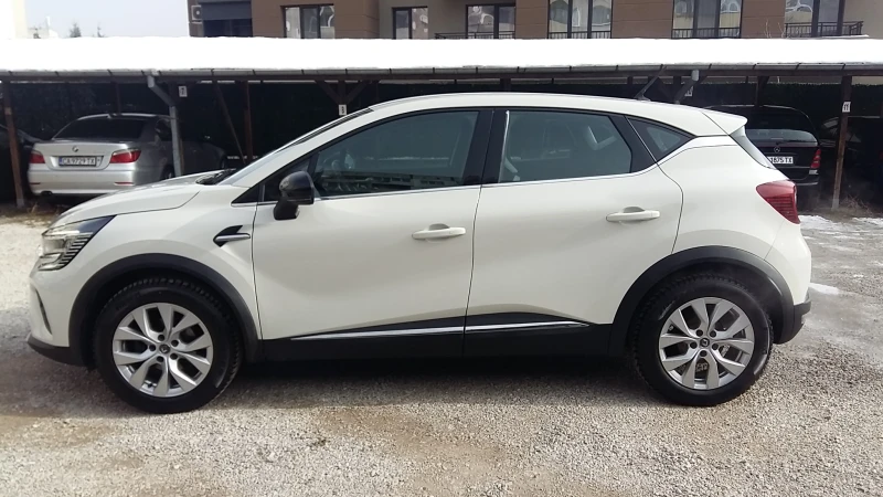 Renault Captur 1.3i16v-TCe Intens!, снимка 8 - Автомобили и джипове - 48740745