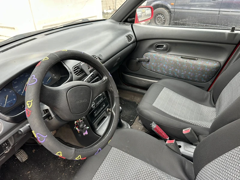 Mazda 121 121, снимка 6 - Автомобили и джипове - 49086199