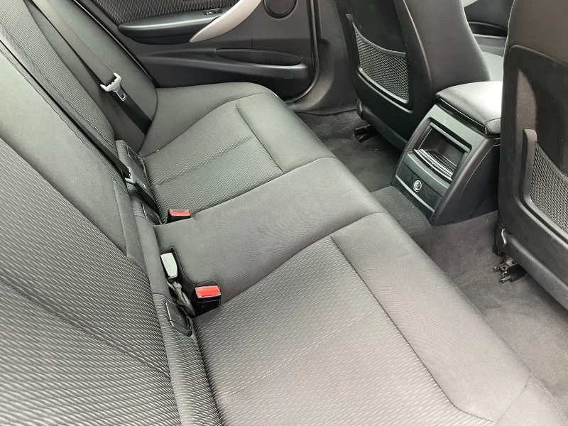 BMW 320 320 d , xDrive, Business, Avantage, Automatik, снимка 11 - Автомобили и джипове - 51978378