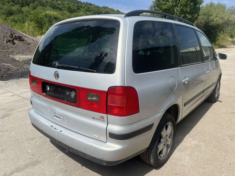 VW Sharan 2.8i V6 4motion, снимка 2 - Автомобили и джипове - 51370938