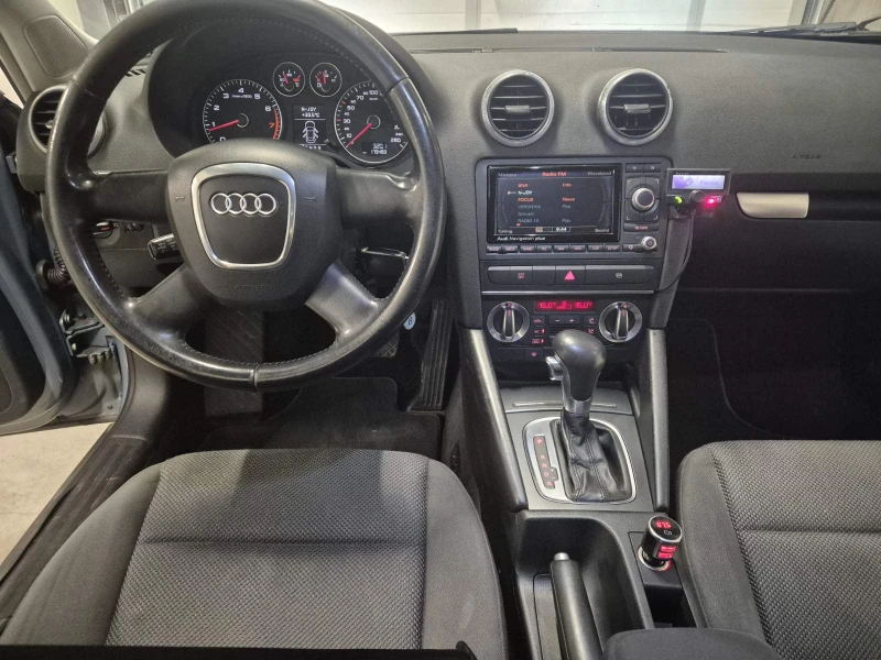 Audi A3 БЕНЗИН, АВТОМАТ , EURO 5А, снимка 7 - Автомобили и джипове - 52181887