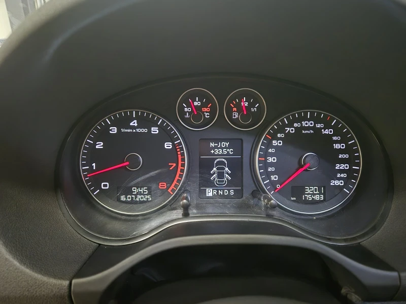 Audi A3 БЕНЗИН, АВТОМАТ , EURO 5А, снимка 8 - Автомобили и джипове - 52181887