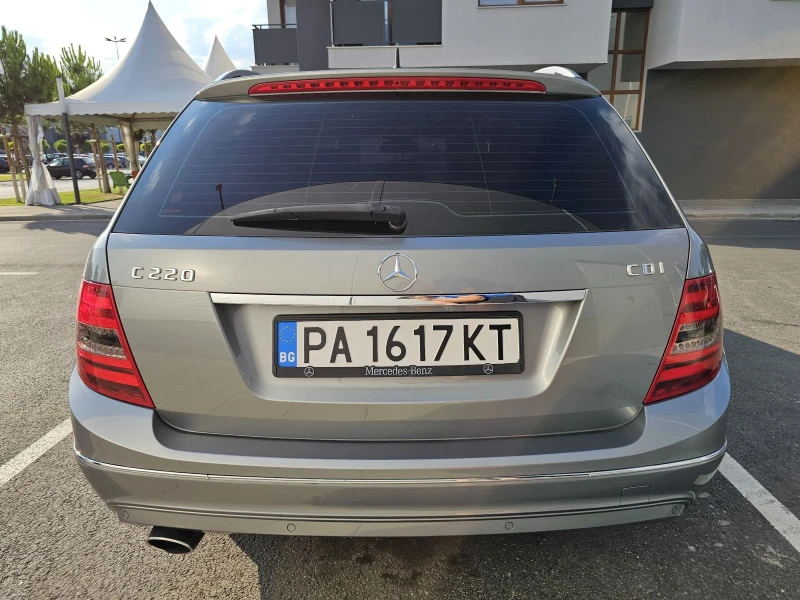 Mercedes-Benz C 220 Avantgarde, снимка 7 - Автомобили и джипове - 52218081