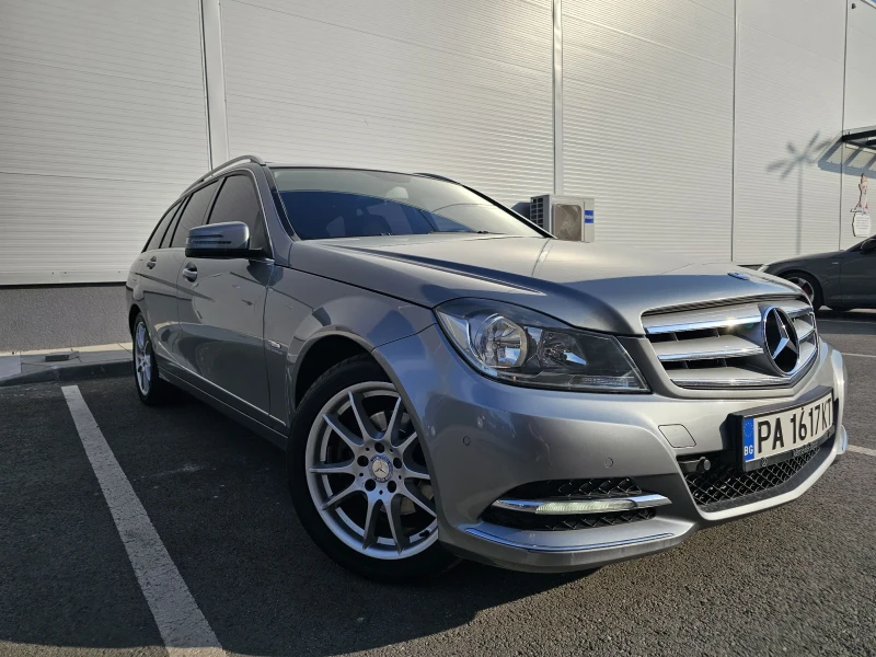 Mercedes-Benz C 220 Avantgarde, снимка 2 - Автомобили и джипове - 52218081