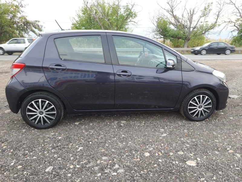 Toyota Yaris 1.4 D4D, снимка 7 - Автомобили и джипове - 52562864
