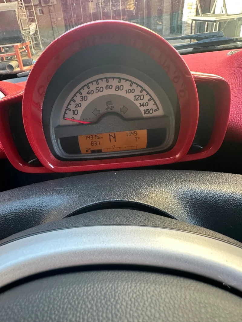 Smart Fortwo, снимка 10 - Автомобили и джипове - 52684388