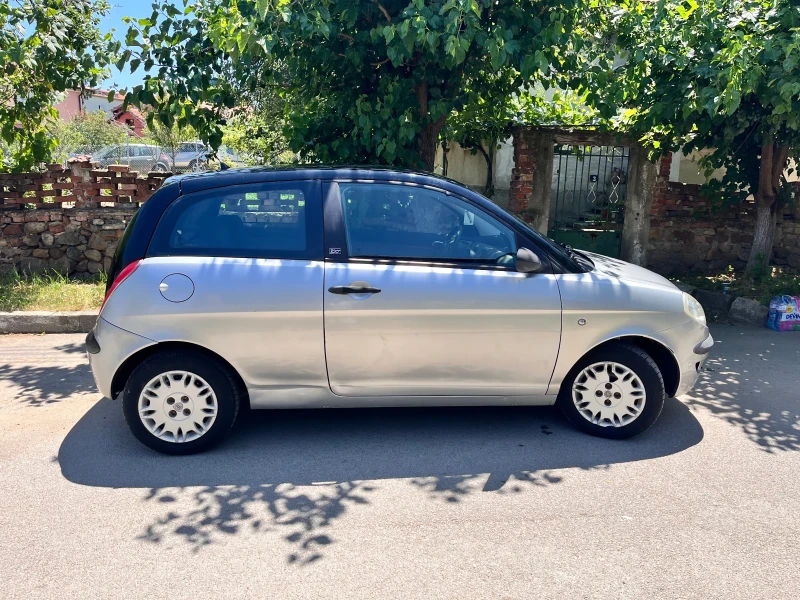 Lancia Ypsilon, снимка 6 - Автомобили и джипове - 52890995