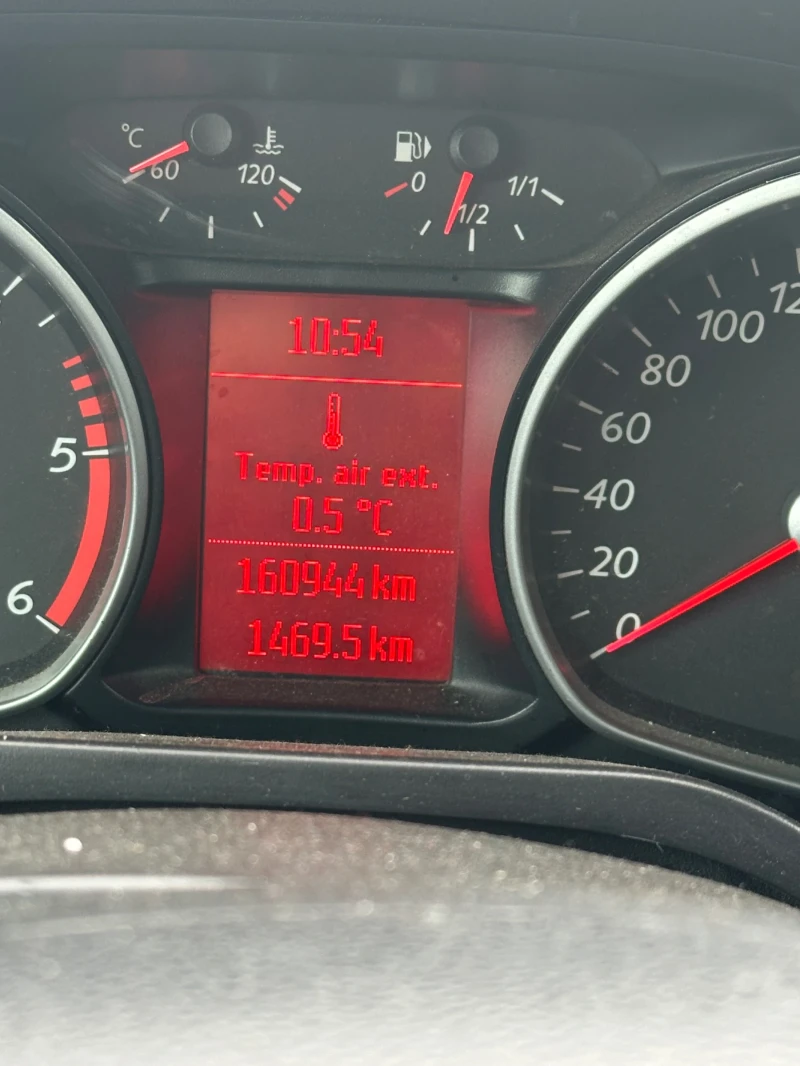 Ford Galaxy 2.0 TDCi 140 к.с.  7 места , снимка 8 - Автомобили и джипове - 53175890