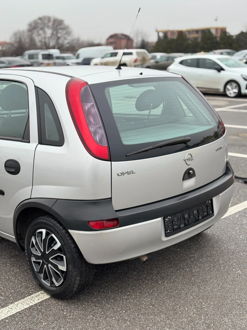 Opel Corsa C 1.2i 75кс, снимка 9 - Автомобили и джипове - 53215177