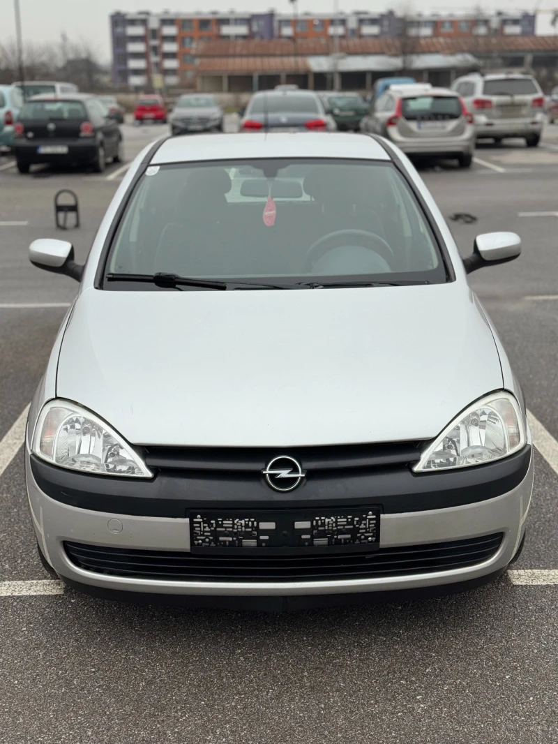 Opel Corsa C 1.2i 75кс, снимка 4 - Автомобили и джипове - 53215177