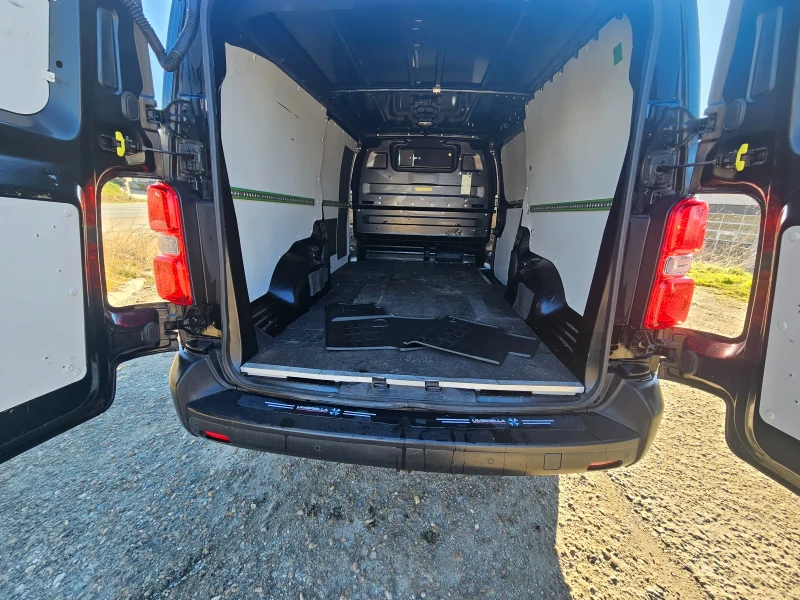 Peugeot Expert 2.0 литра 177к.с. Аутомат Макси, снимка 7 - Автомобили и джипове - 53262137