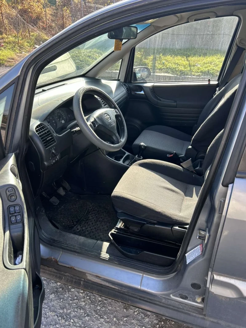 Opel Zafira, снимка 11 - Автомобили и джипове - 53581684