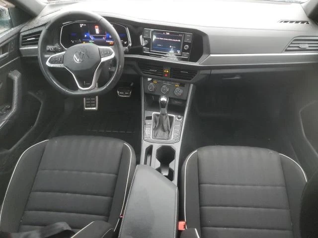 VW Jetta, снимка 8 - Автомобили и джипове - 48724260