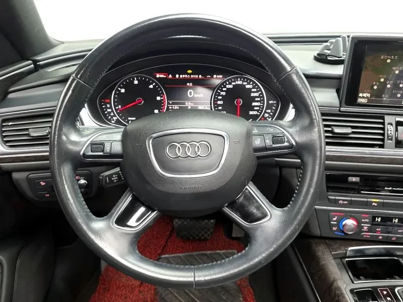Audi A6 2.0 TDI, снимка 13 - Автомобили и джипове - 55058595