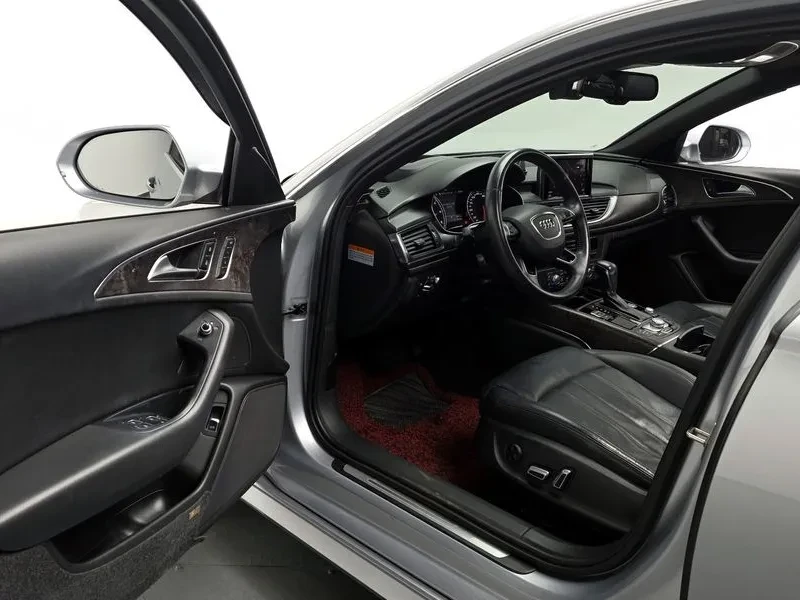 Audi A6 2.0 TDI, снимка 10 - Автомобили и джипове - 55058595