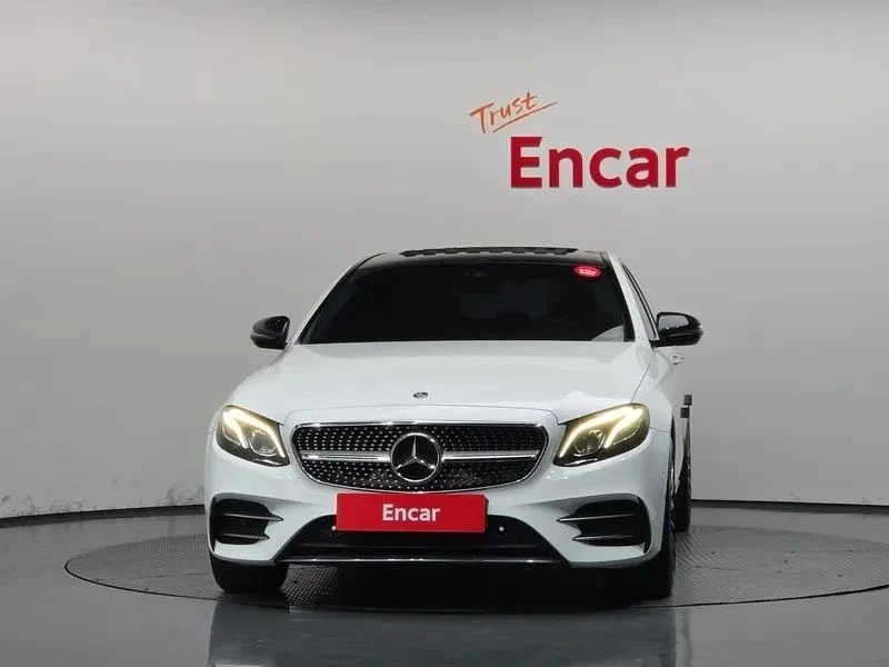Mercedes-Benz E 220, снимка 3 - Автомобили и джипове - 56738375