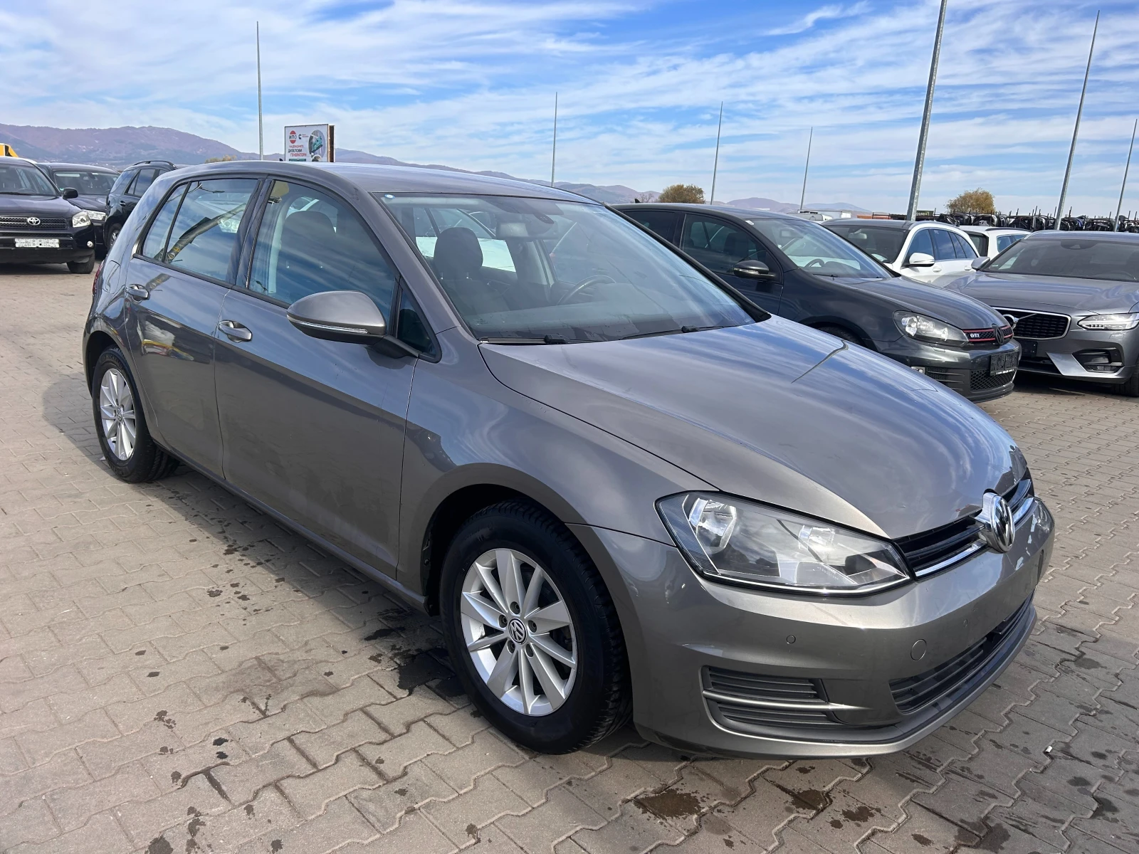 VW Golf 1.6TDI NAVI EURO 5 - изображение 4