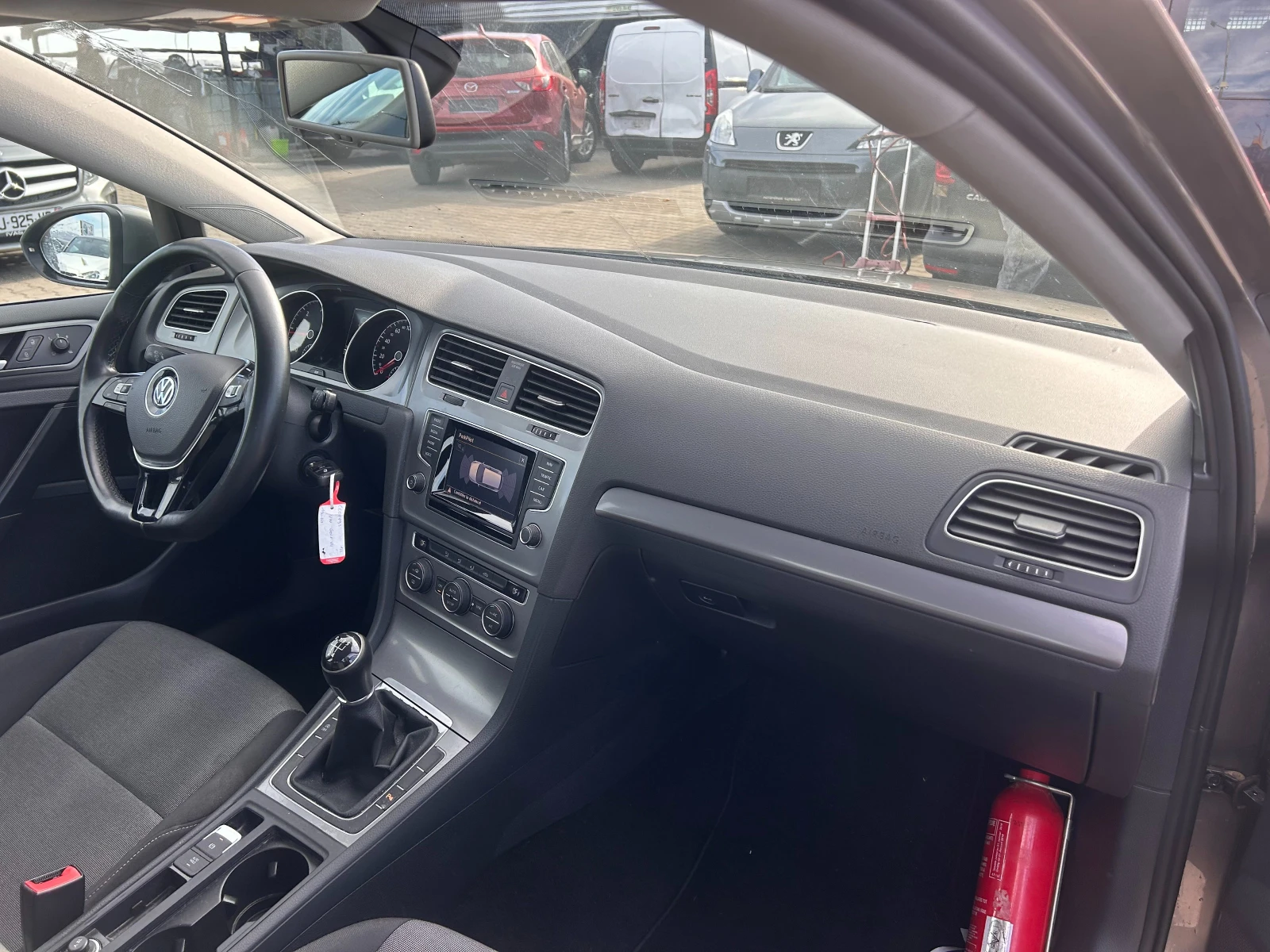 VW Golf 1.6TDI NAVI EURO 5 - изображение 10