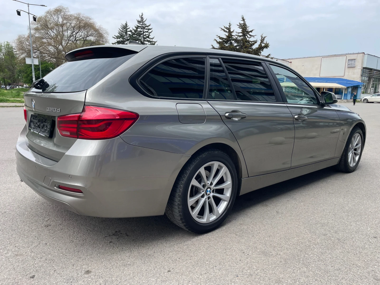BMW 320 320 d , xDrive, Business, Avantage, Automatik - изображение 5