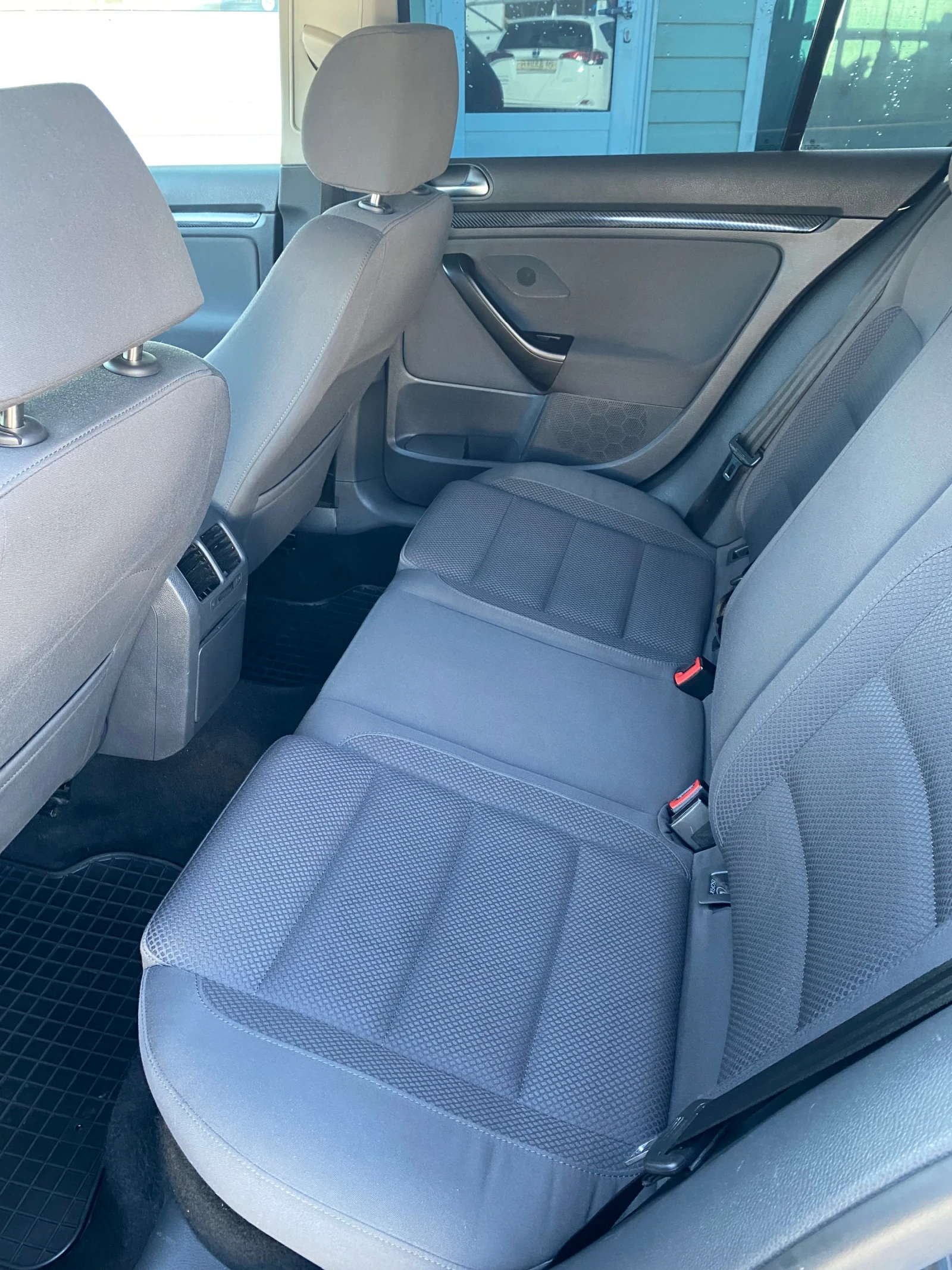VW Golf  - изображение 9