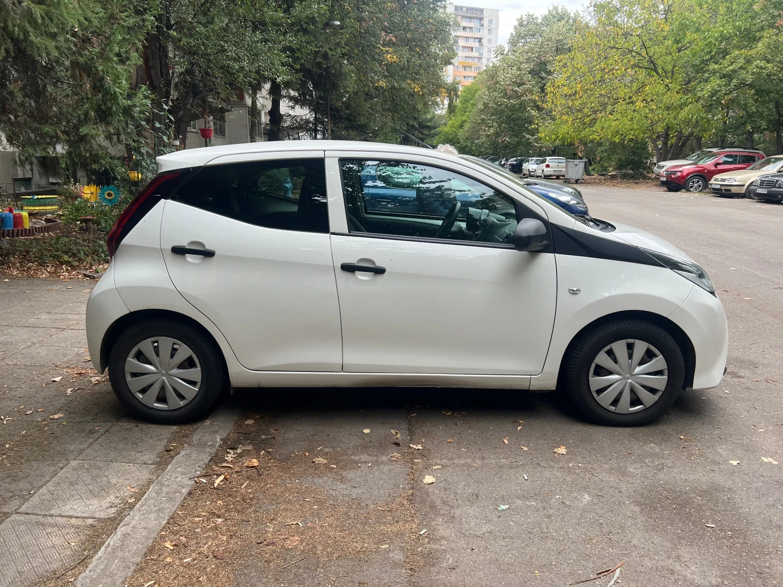 Toyota Aygo 1.0 72ps - изображение 4