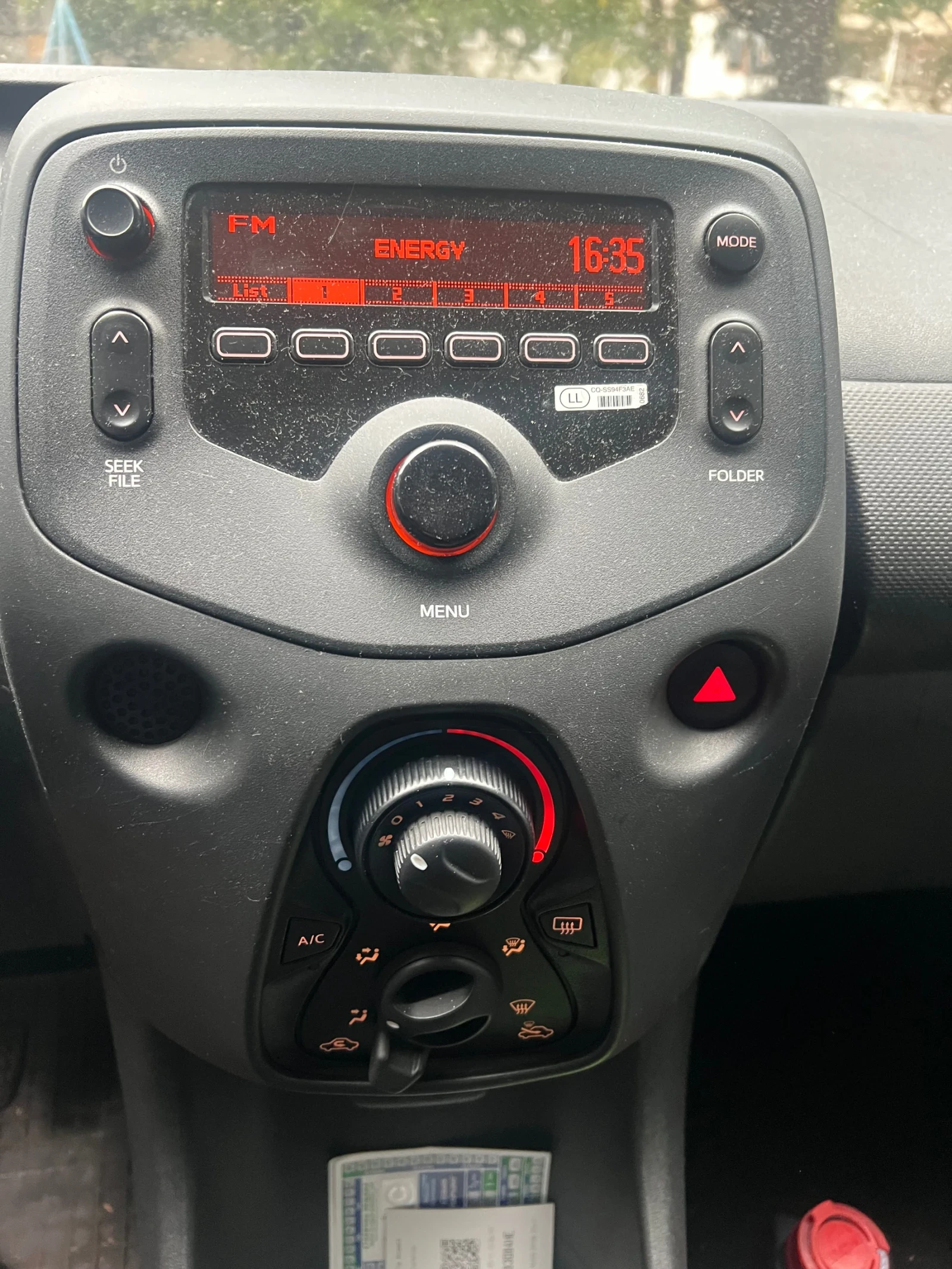 Toyota Aygo 1.0 72ps - изображение 7