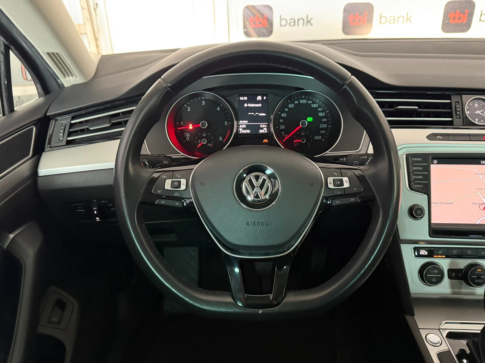 VW Passat 2.0TDI* 190к.с* СЕРВИЗНА КНИЖКА С ПЪЛНА ИСТОРИЯ В  - изображение 10
