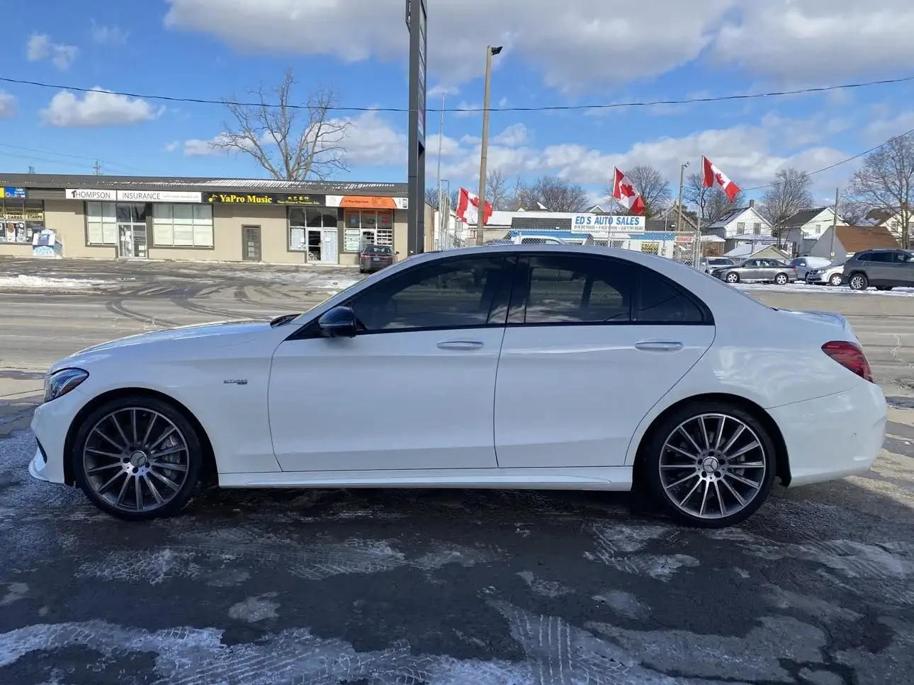 Mercedes-Benz C 43 AMG * 4MATIC * CARFAX* ОПЦИЯ ЗА ФИНАНСИРАНЕ*  - изображение 4