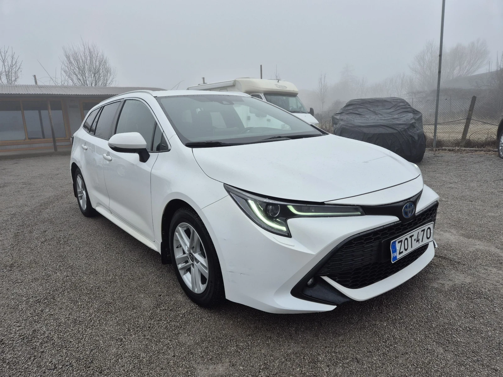 Toyota Corolla HYBRID - изображение 6