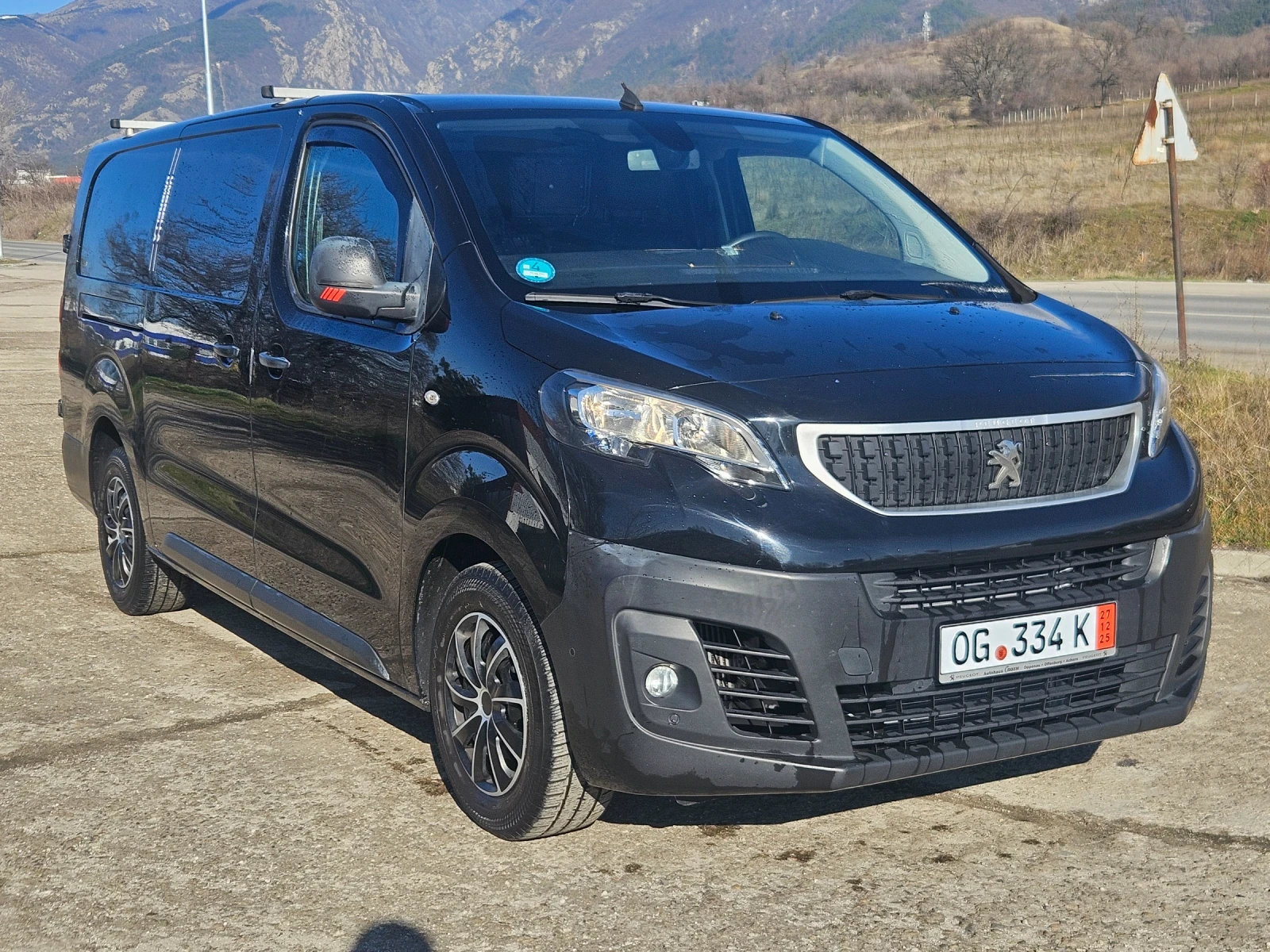 Peugeot Expert 2.0 литра 177к.с. Аутомат Макси - изображение 2