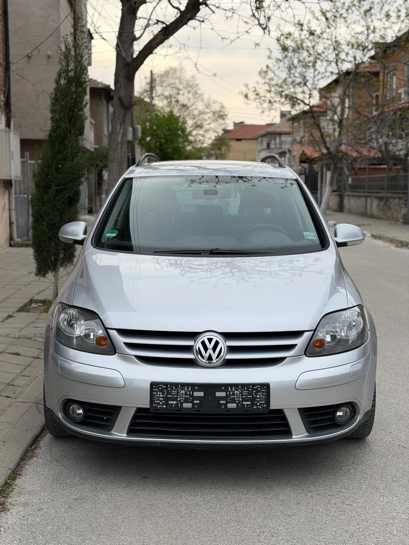 VW Golf Plus 1.4i 82кс. 2008г. 171км(Реални) Парктроник* Подгре, снимка 2 - Автомобили и джипове - 54176116