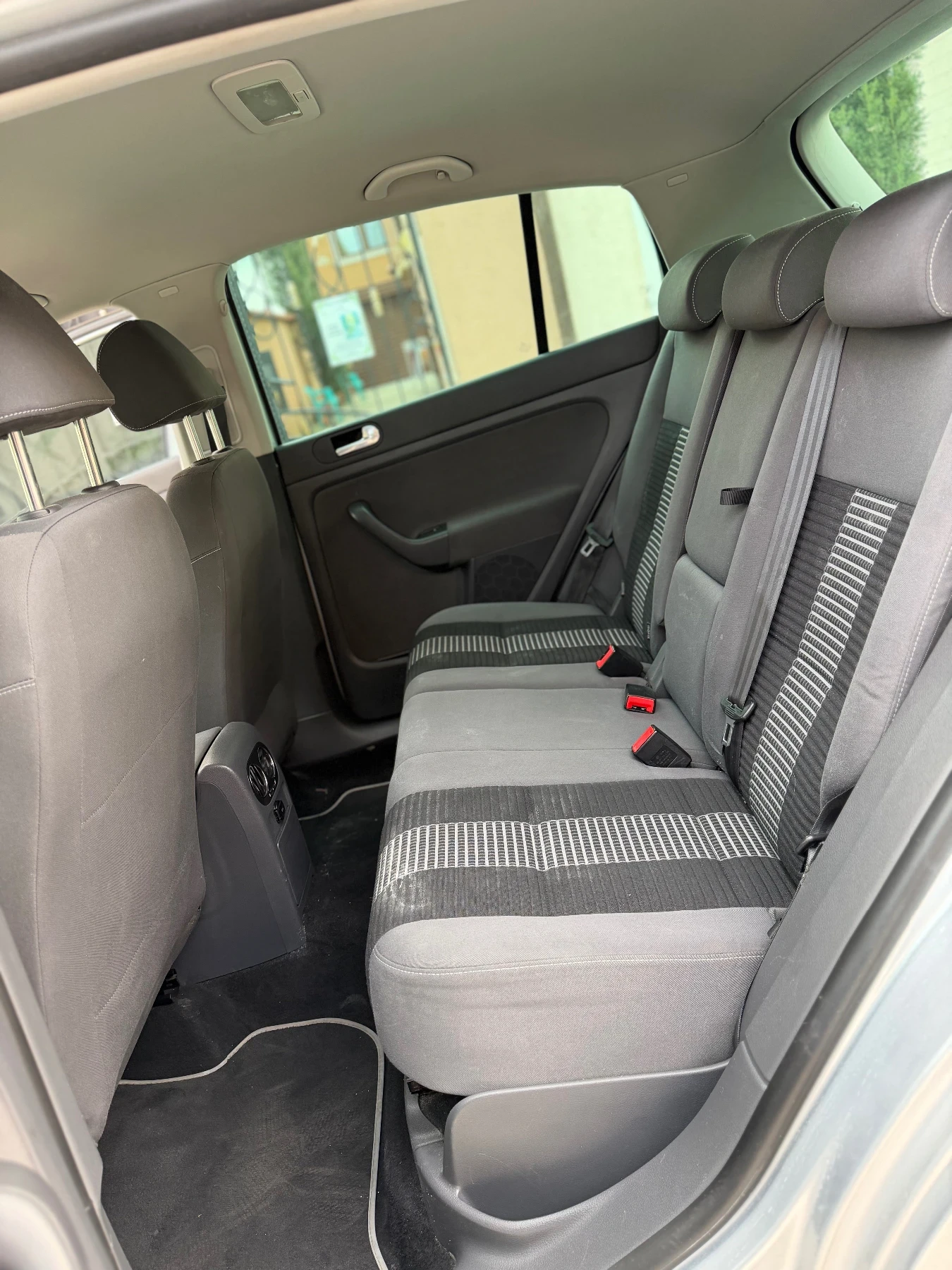 VW Golf Plus 1.4i 82кс. 2008г. 171км(Реални) Парктроник* Подгре, снимка 12 - Автомобили и джипове - 54176116