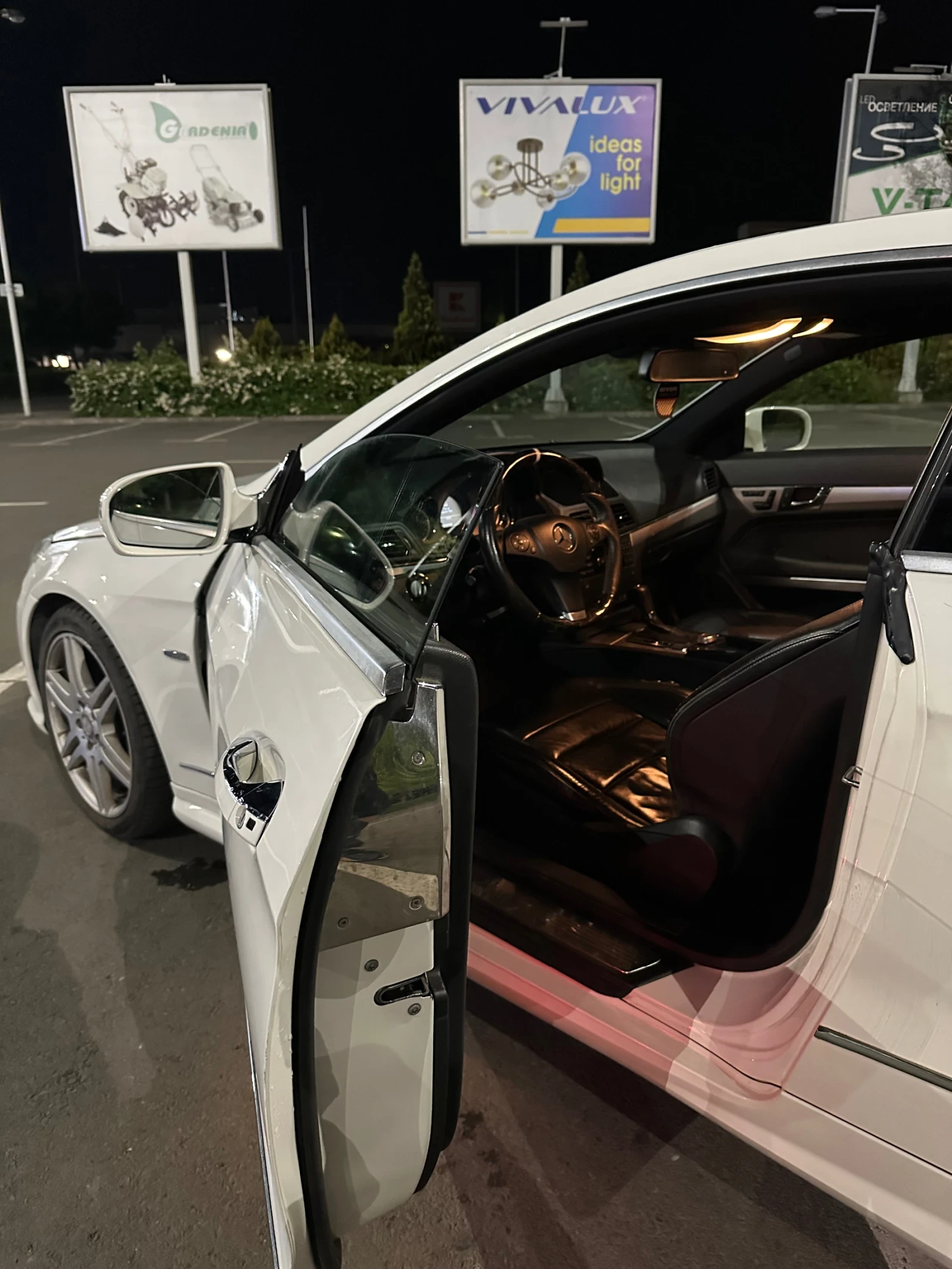 Mercedes-Benz E 350, снимка 8 - Автомобили и джипове - 54611883