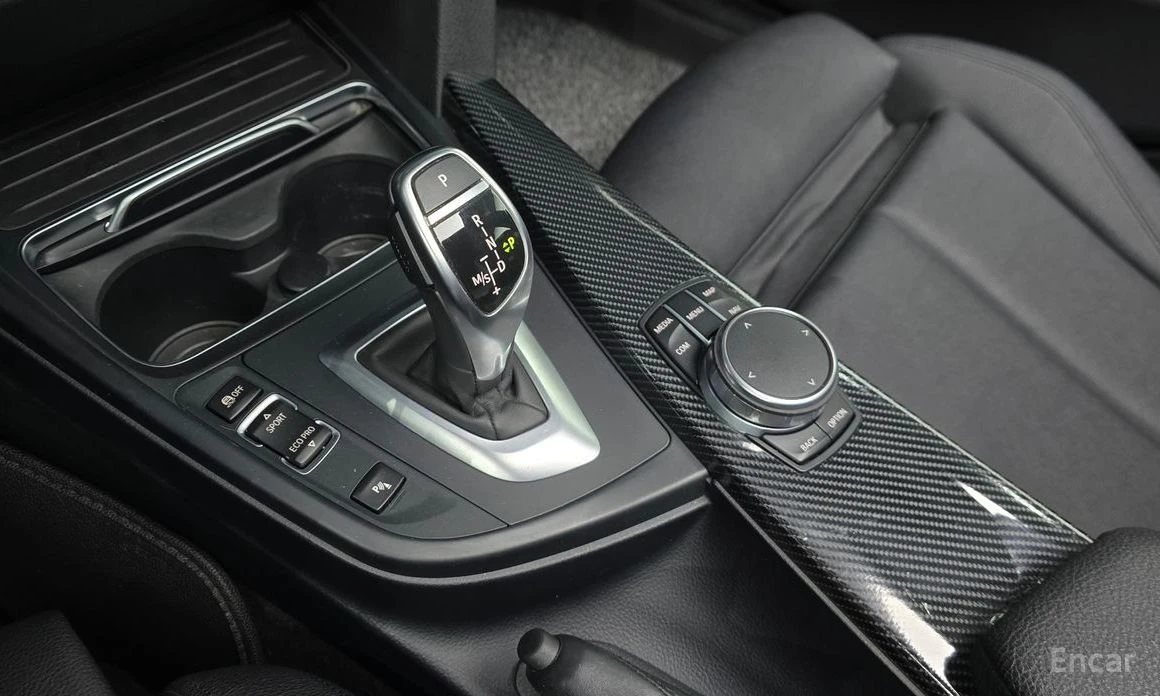 BMW 320, снимка 9 - Автомобили и джипове - 54769847