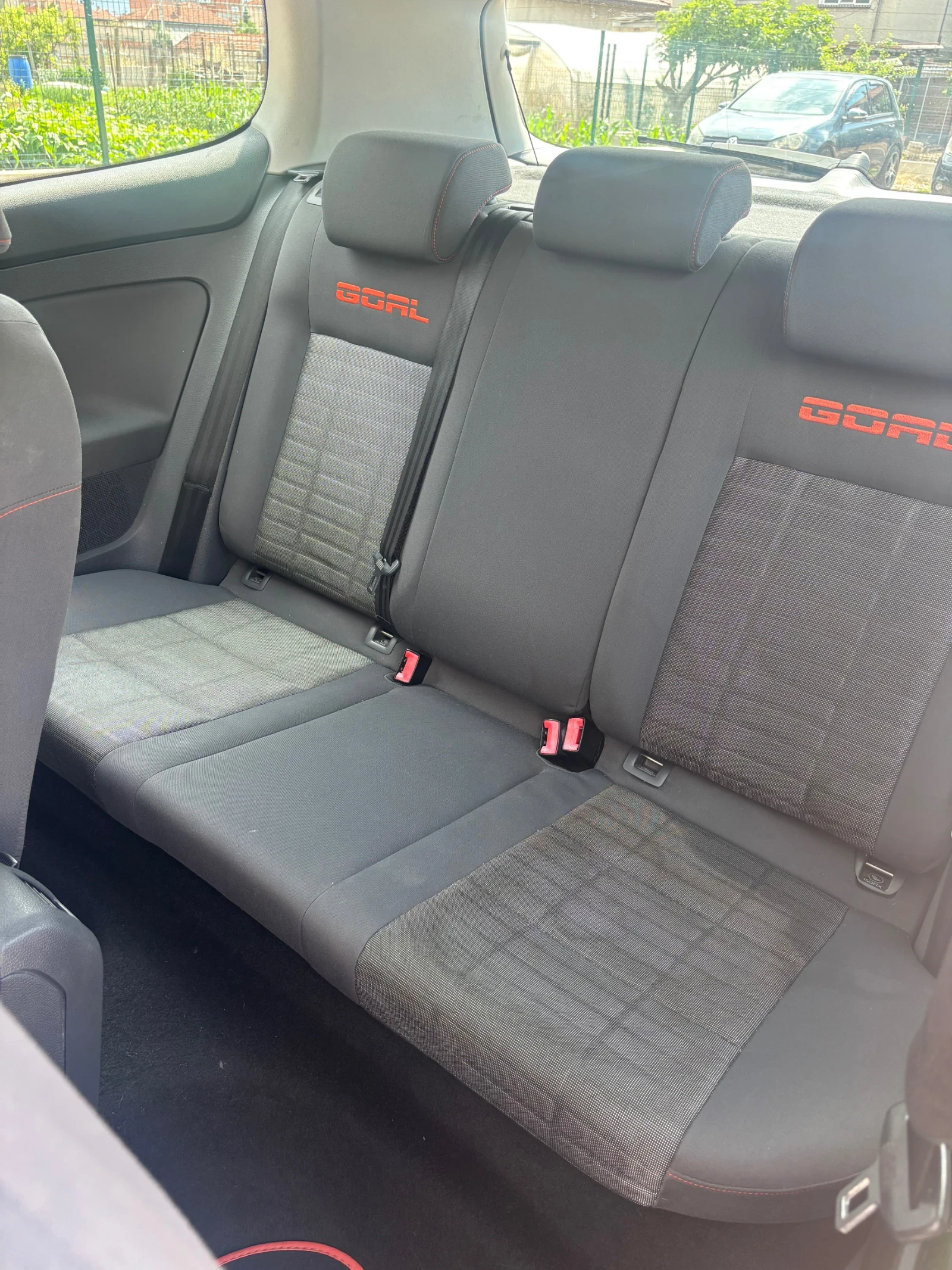 VW Golf, снимка 8 - Автомобили и джипове - 54809747