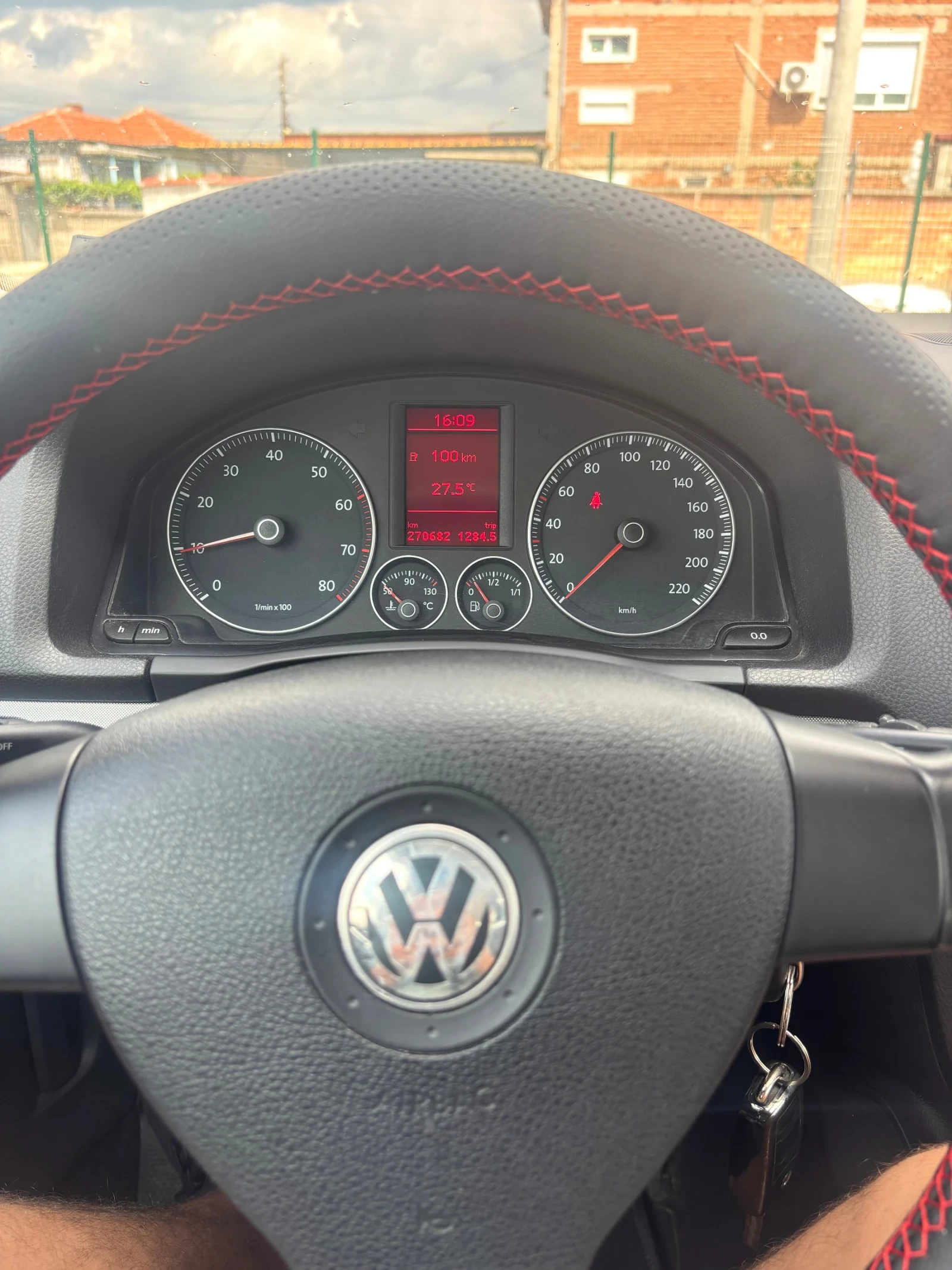 VW Golf, снимка 7 - Автомобили и джипове - 54809747
