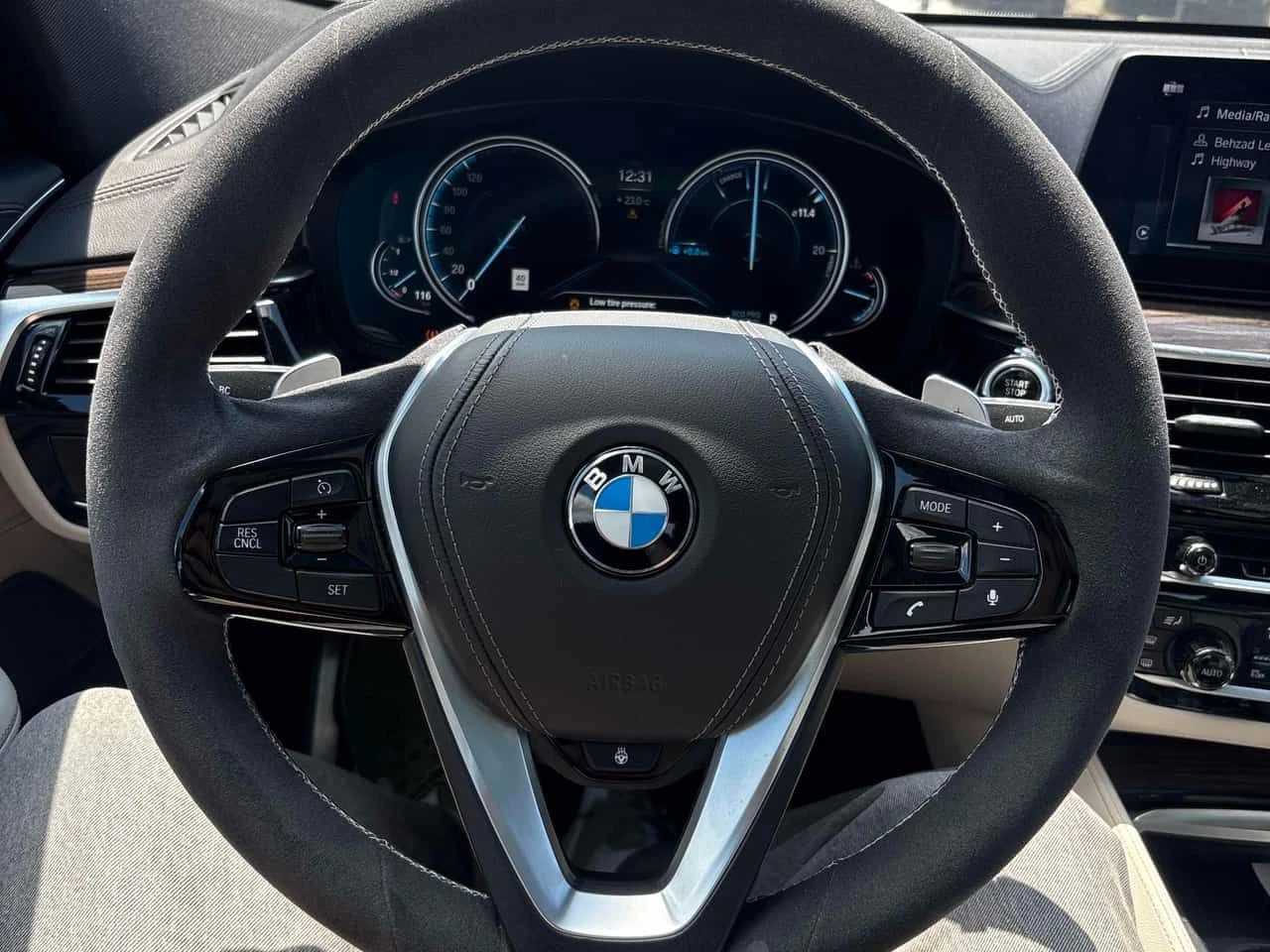 BMW 640 xDrive/ОБДУХВАНЕ/ПАНОРАМА/360 КАМЕРИ, снимка 17 - Автомобили и джипове - 54940741