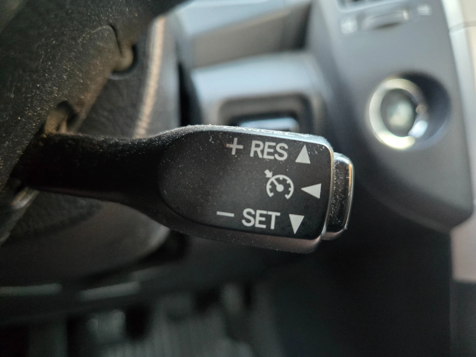 Toyota Corolla verso D4D Германия Нави Климатроник Парктроник 7-Седалки, снимка 14 - Автомобили и джипове - 55072873