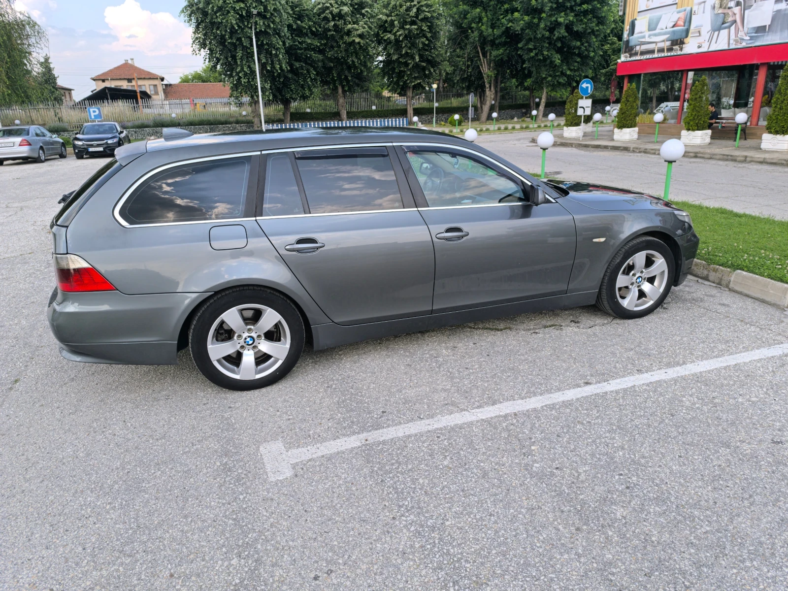 BMW 530 530xd, снимка 2 - Автомобили и джипове - 55408628