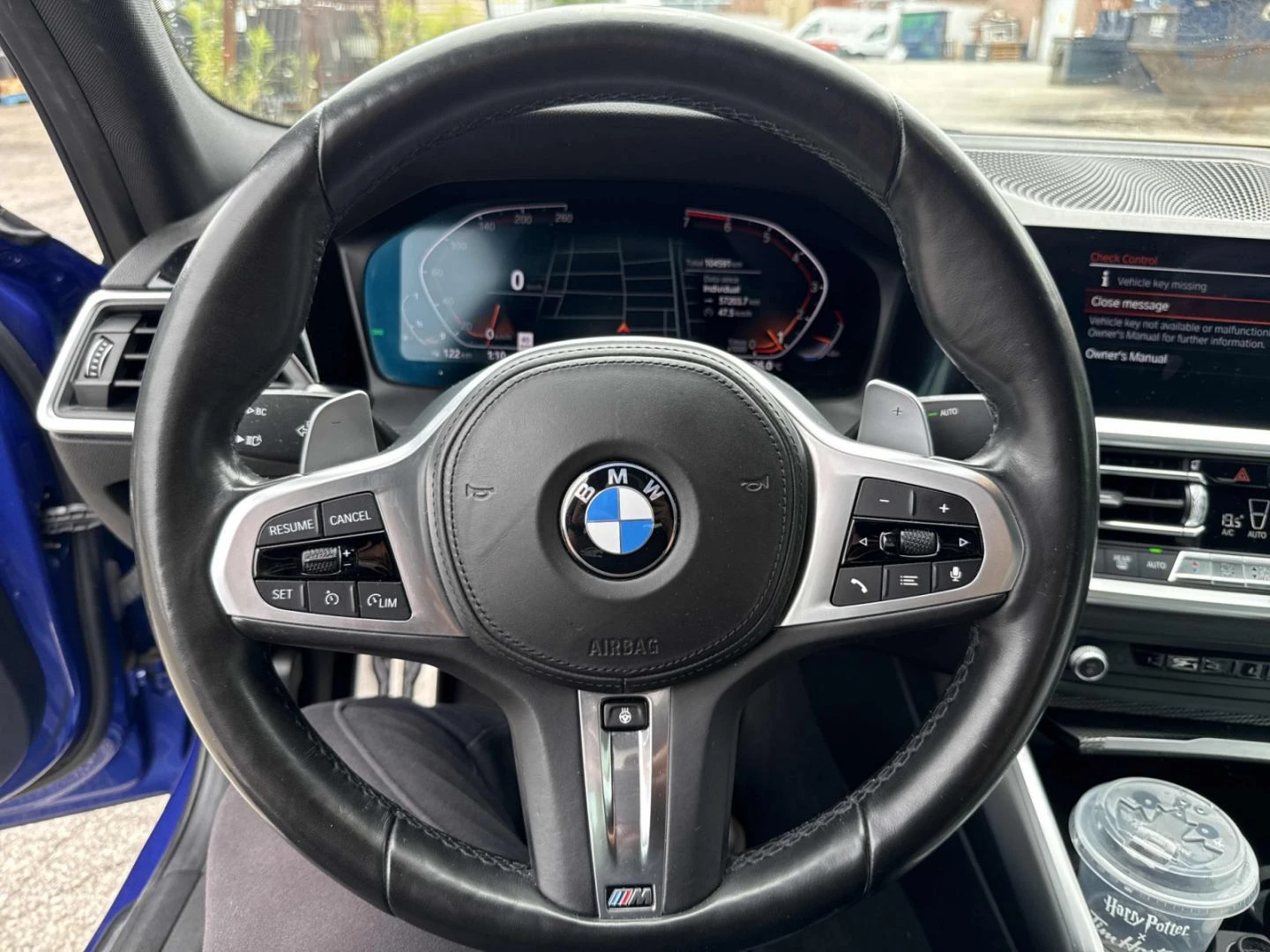 BMW 330 M-pkg* HUD* 360* Keyless* Пано* Подгрев, снимка 11 - Автомобили и джипове - 55689431