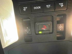 Toyota Rav4 Plug-in 4x4 Executive/кожа/360/JBL/стъклен таван, снимка 11